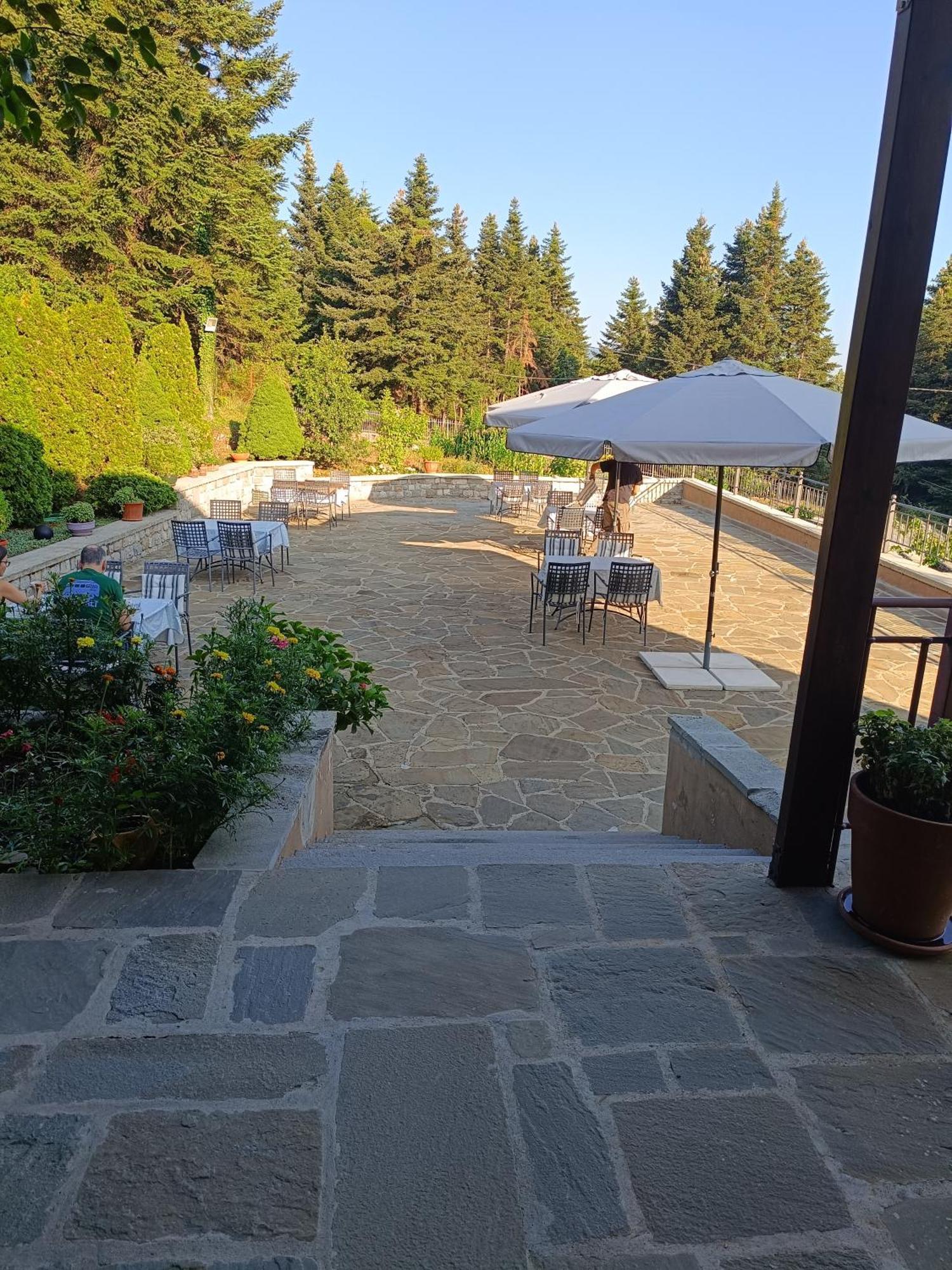 Baldeneige Hotel Pramanta Exterior photo